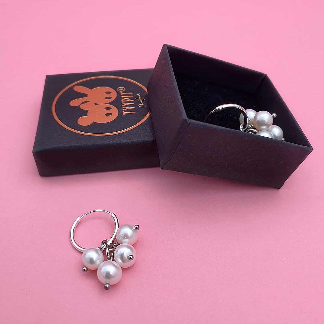 Bessi-korvikset © Tyypit