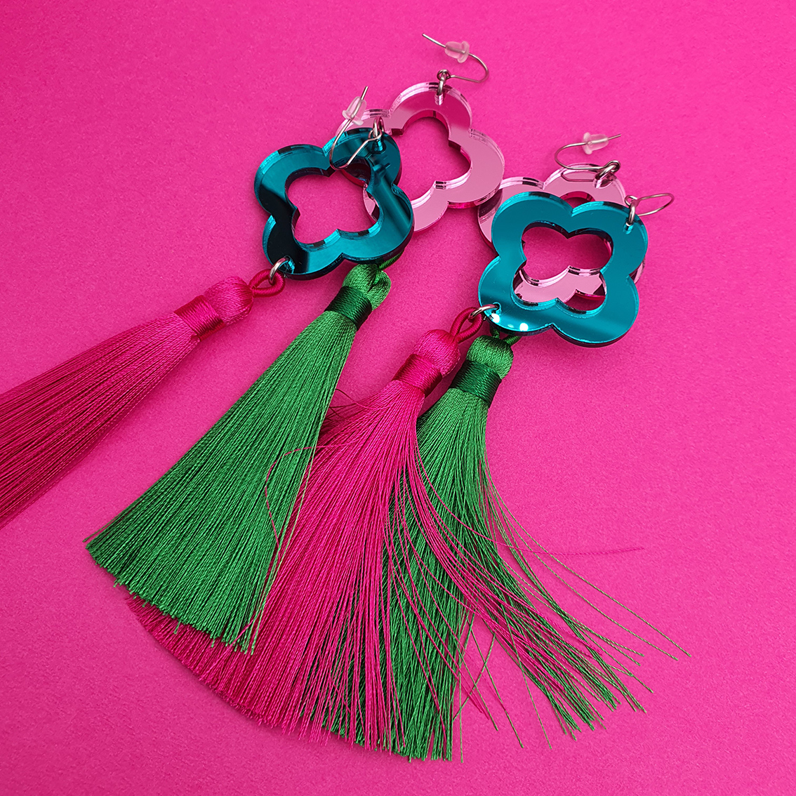 Poppy-tupsu -korvikset ©Tyypit